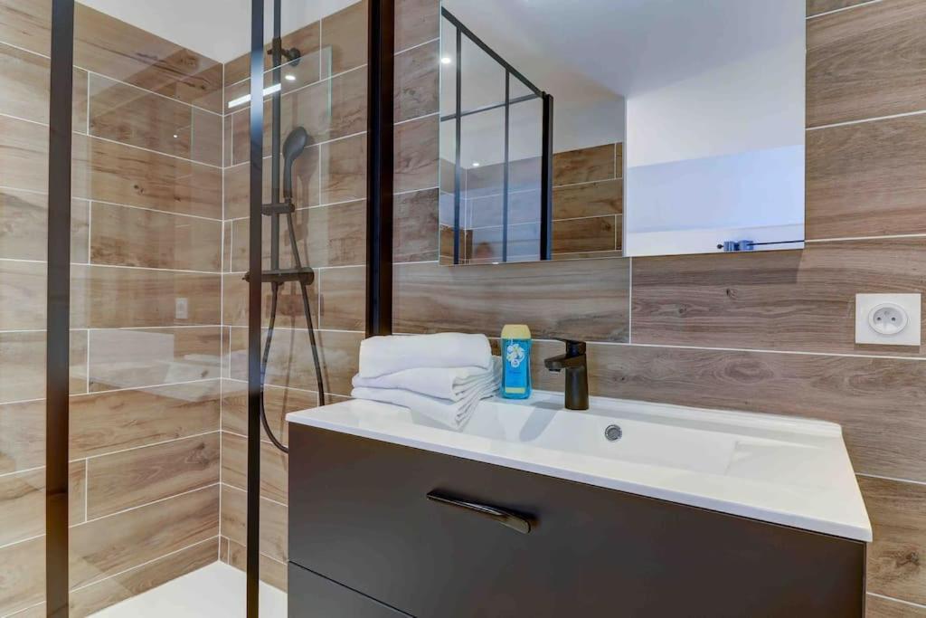 La Manufacture - Topdestination-Bourg - Centre Ville - Classe 3 Etoiles Exterior foto